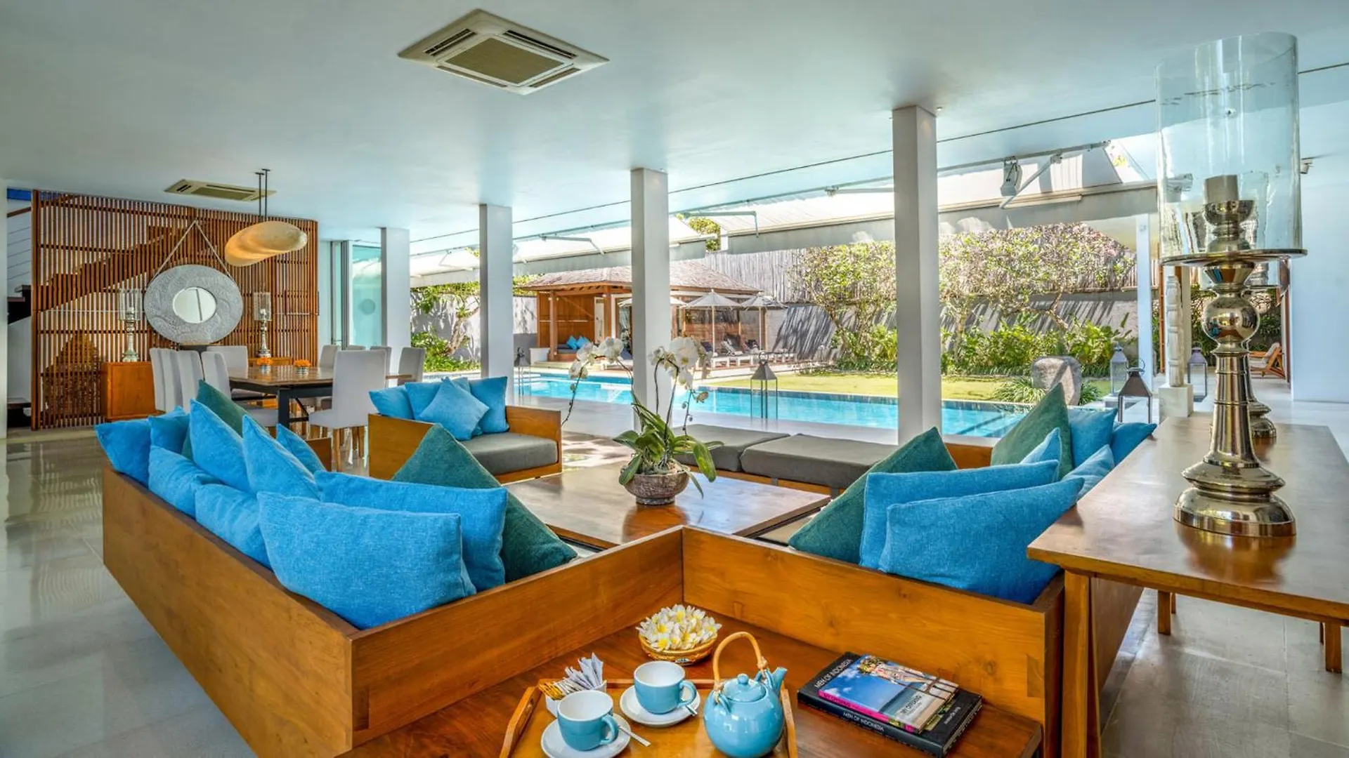 Villa Cendrawasih Seminyak 0*,  Indonesia