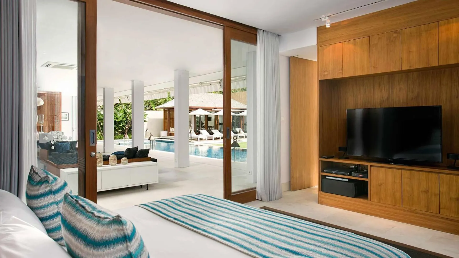 Villa Cendrawasih - An Elite Haven Seminyak  0*,  Endonezya